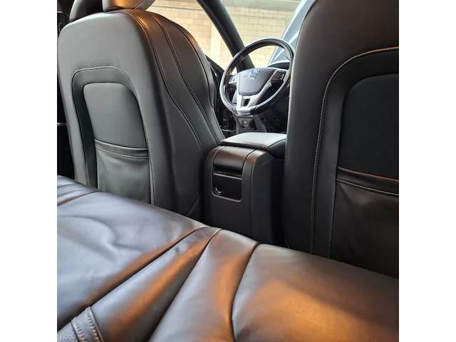 Personenauto, volvo, v60, 2.4 d6 awd plug-in hybrid r-design, 2014, schade-auto (wok) - afbeelding 57 van  84