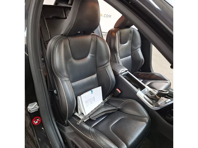 Personenauto, volvo, v60, 2.4 d6 awd plug-in hybrid r-design, 2014, schade-auto (wok) - afbeelding 59 van  84