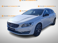 Personenauto, volvo, v60, 2.4 d6 twin engine r-design, 2015 - afbeelding 1 van  13