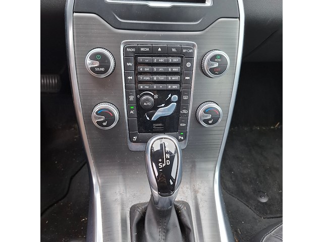 Personenauto, volvo, v70, 2.0 d3 polar, 2017 - afbeelding 6 van  38