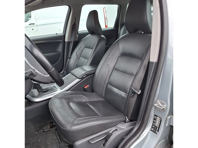 Personenauto, volvo, v70, 2.0 d3 polar, 2017 - afbeelding 38 van  38