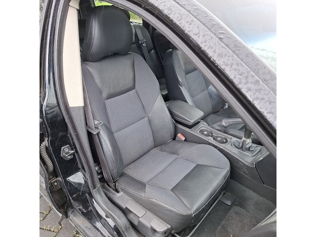 Personenauto, volvo, v70, 2.4, zwart, 2002 - afbeelding 26 van  61