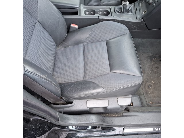 Personenauto, volvo, v70, 2.4, zwart, 2002 - afbeelding 27 van  61