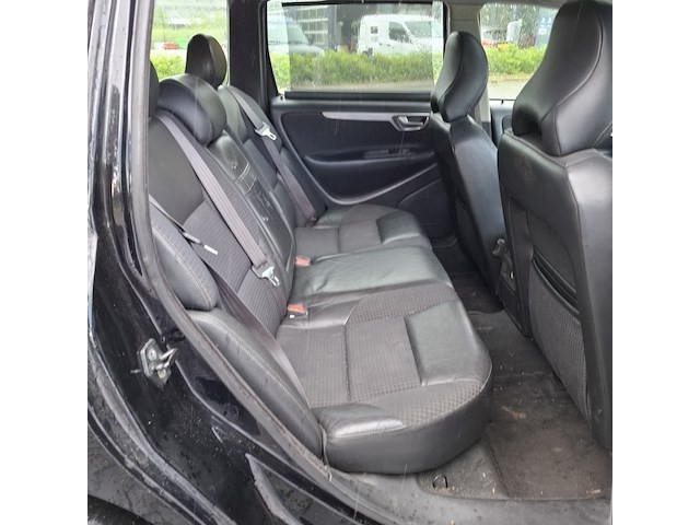 Personenauto, volvo, v70, 2.4, zwart, 2002 - afbeelding 32 van  61