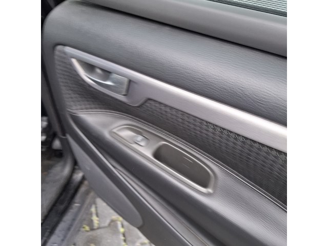 Personenauto, volvo, v70, 2.4, zwart, 2002 - afbeelding 36 van  61