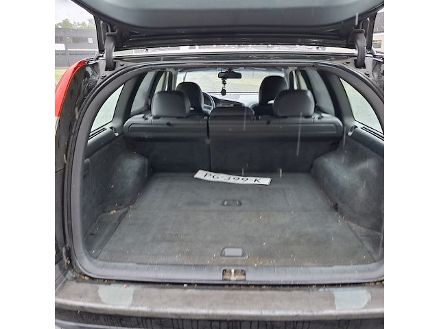 Personenauto, volvo, v70, 2.4, zwart, 2002 - afbeelding 44 van  61