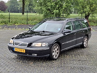 Personenauto, volvo, v70, 2.4, zwart, 2002 - afbeelding 52 van  61
