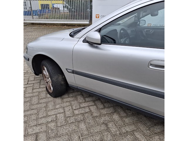 Personenauto volvo, v70, grijs - afbeelding 2 van  42