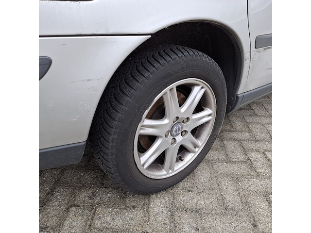 Personenauto volvo, v70, grijs - afbeelding 7 van  42