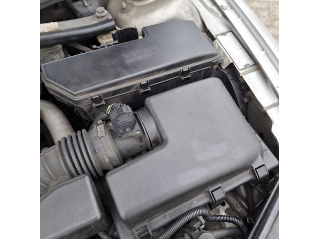 Personenauto volvo, v70, grijs - afbeelding 16 van  42