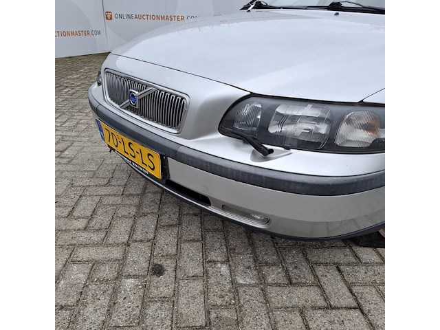 Personenauto volvo, v70, grijs - afbeelding 37 van  42