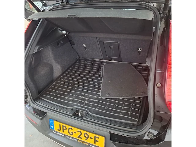 Personenauto, volvo, xc40, 1.5 t5 recharge r-design, 2022 - afbeelding 48 van  81