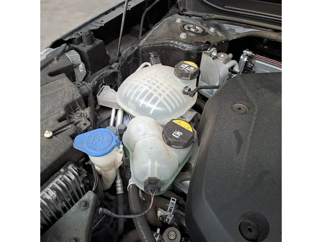 Personenauto, volvo, xc40, 1.5 t5 recharge r-design, 2022 - afbeelding 69 van  81