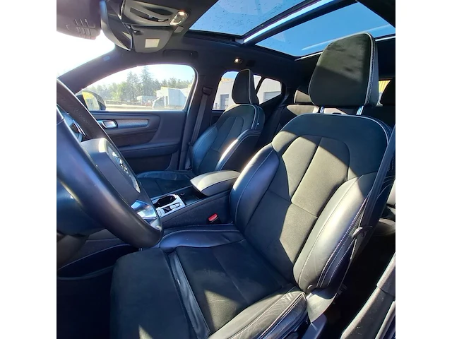 Personenauto, volvo, xc40, 1.5 t5 recharge r-design, 2022 - afbeelding 77 van  81