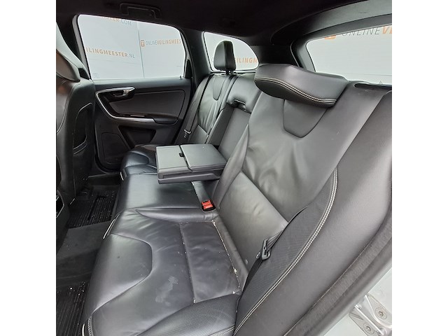 Personenauto, volvo, xc60, 2.4 d5 r-design, 2015 - afbeelding 31 van  49