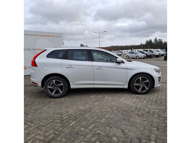 Personenauto, volvo, xc60, 2.4 d5 r-design, 2015 - afbeelding 34 van  49