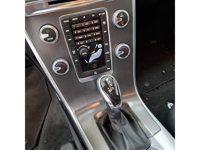 Personenauto, volvo, xc60 - afbeelding 22 van  56