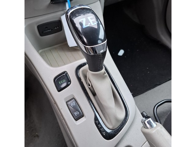 Personenauto (zonder accu), renault, zoe, q210 zen quickcharge 22 kwh (ex accu), 2013 - afbeelding 3 van  15