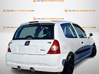 Personenauto/raceauto, renault, clio - afbeelding 4 van  10