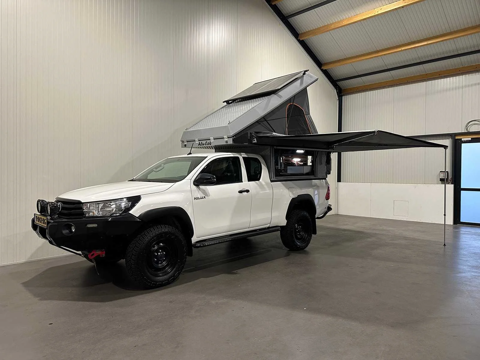 Personenauto’s, bedrijfswagens, campers en youngtimers in odiliapeel