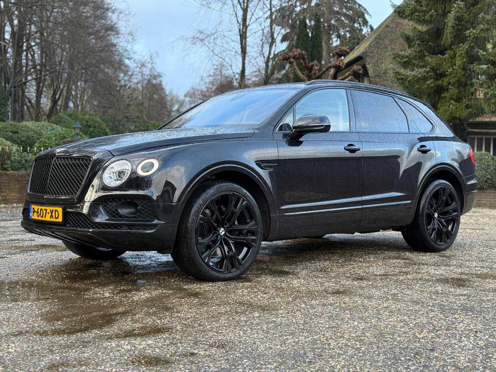 Personenauto's en bedrijfswagens te wenum-wiesel