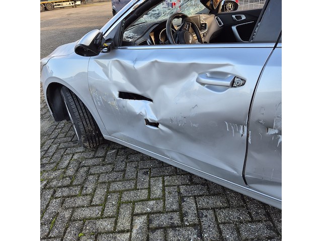 Personenauto/schadeauto, kia, ceed - afbeelding 19 van  20