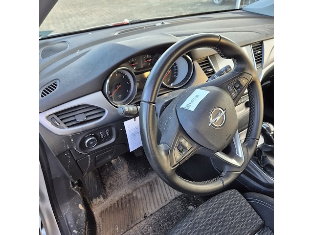 Personenauto/schadeauto, opel, astra - afbeelding 3 van  18