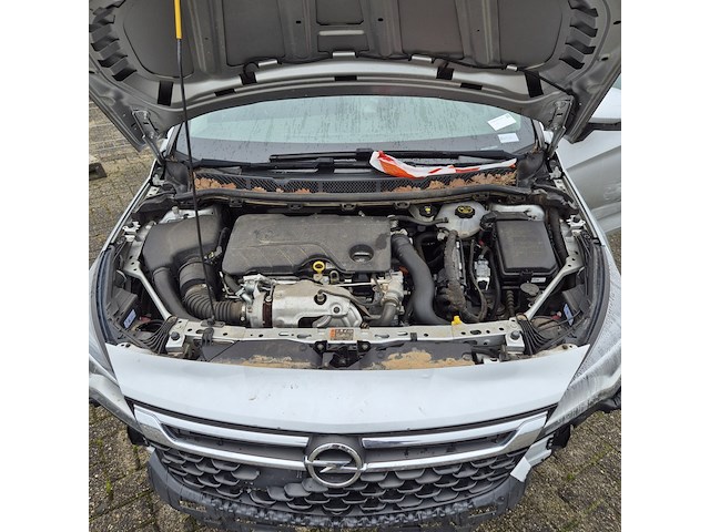 Personenauto/schadeauto, opel, astra - afbeelding 6 van  18