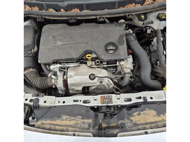 Personenauto/schadeauto, opel, astra - afbeelding 8 van  18