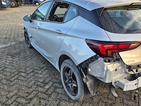 Personenauto/schadeauto, opel, astra - afbeelding 16 van  18
