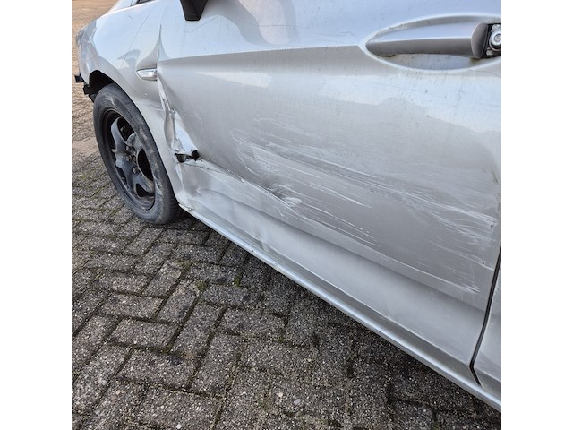 Personenauto/schadeauto, opel, astra - afbeelding 18 van  18