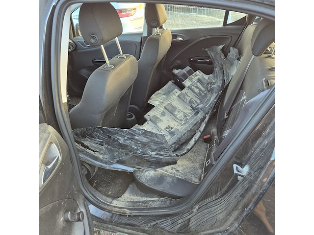 Personenauto/schadeauto, opel, corsa - afbeelding 6 van  18