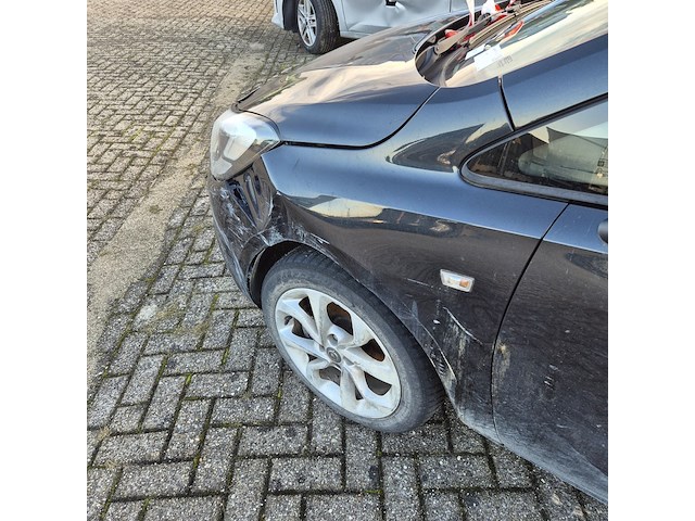 Personenauto/schadeauto, opel, corsa - afbeelding 18 van  18
