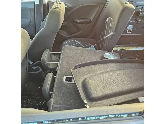 Personenauto/schadeauto, opel, corsa - afbeelding 5 van  18