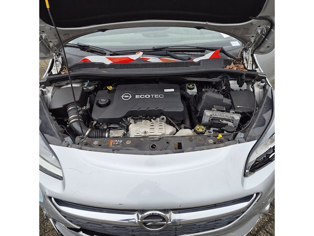 Personenauto/schadeauto, opel, corsa - afbeelding 6 van  18