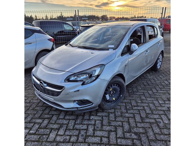 Personenauto/schadeauto, opel, corsa - afbeelding 1 van  18