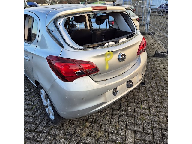 Personenauto/schadeauto, opel, corsa - afbeelding 17 van  18