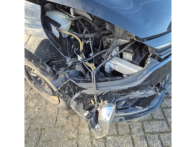 Personenauto/schadeauto, renault, clio - afbeelding 15 van  20