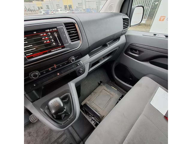 Personenbus, citroën, jumpy spacetourer - afbeelding 13 van  42