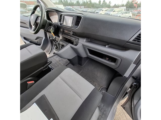 Personenbus, citroën, jumpy - afbeelding 35 van  46