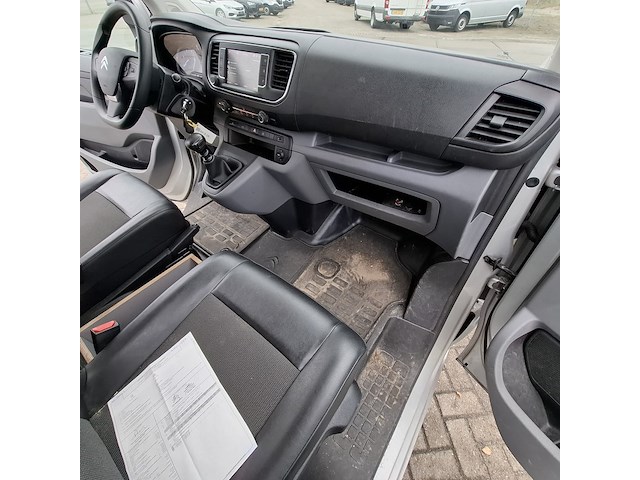 Personenbus, citroën, jumpy - afbeelding 35 van  46