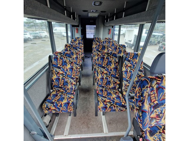 Personenbus, mercedes-benz, vario 4x4, 815da-ka - afbeelding 10 van  86