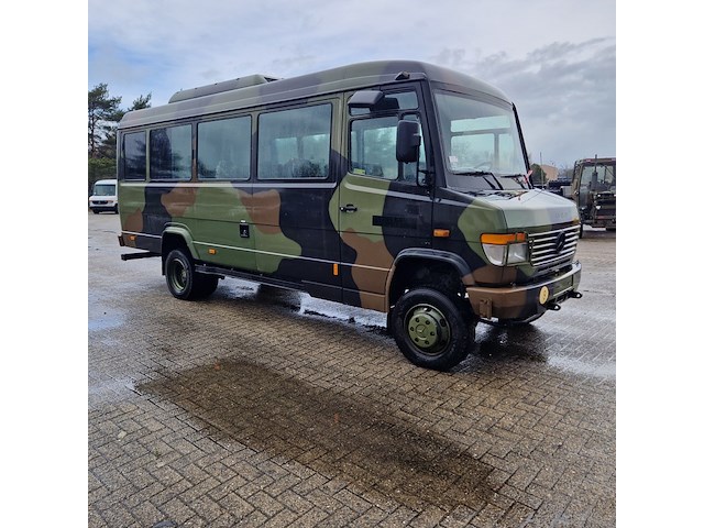 Personenbus, mercedes-benz, vario 4x4, 815da-ka - afbeelding 1 van  86