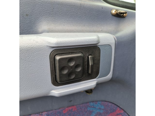 Personenbus, mercedes-benz, vario 4x4, 815da-ka - afbeelding 27 van  86