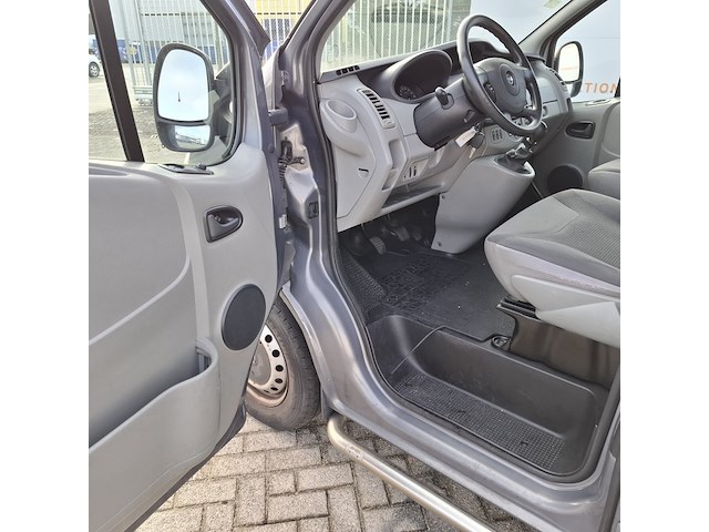 Personenbus, opel, vivaro - afbeelding 16 van  48