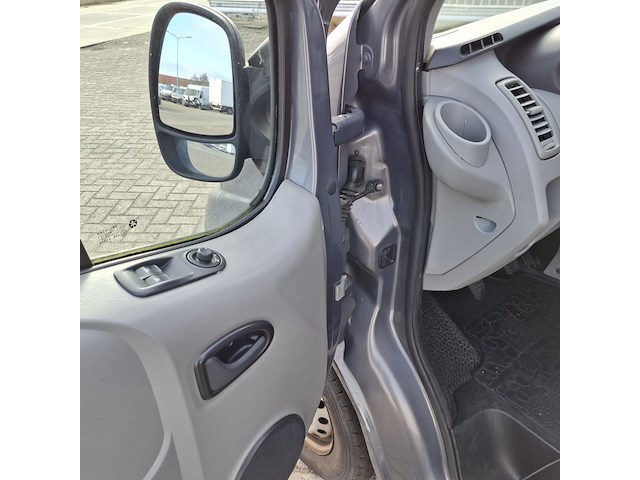 Personenbus, opel, vivaro - afbeelding 17 van  48