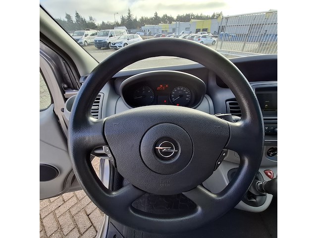 Personenbus, opel, vivaro - afbeelding 19 van  48