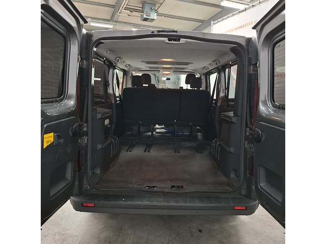 Personenbus, opel, vivaro - afbeelding 15 van  26