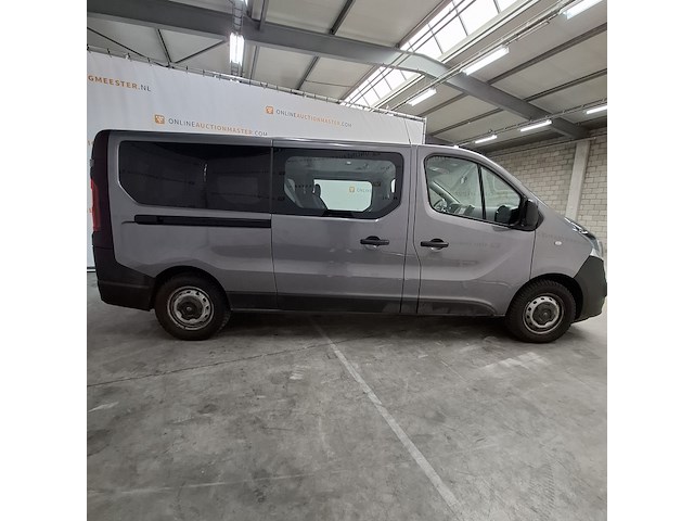 Personenbus, opel, vivaro - afbeelding 21 van  26