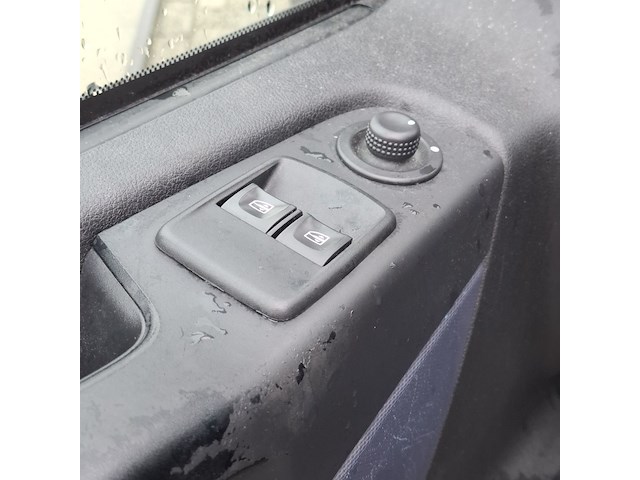 Personenbus opel - afbeelding 16 van  48